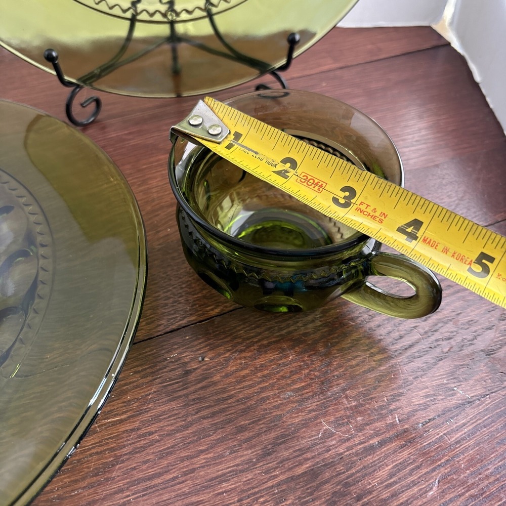 Vintage INDIANA GLASS Green KINGS CROWN Thumbprint Set of 4 Snack‎ Plates w/Cups - Picture 6 of 9